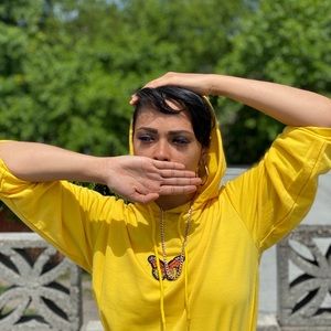 Meet your Posher, Beverly